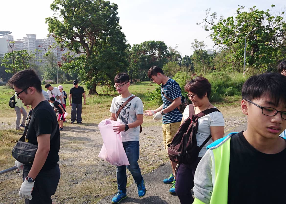 雷科左營大龜山淨山活動