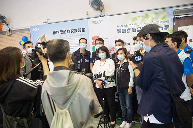 雷科鄭再興董事長贊助嘉義市國小