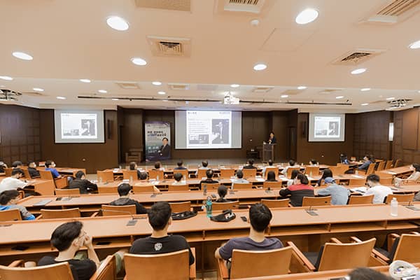 雷科董事長獲邀至中山大學半導體學院向師生分享創業歷程