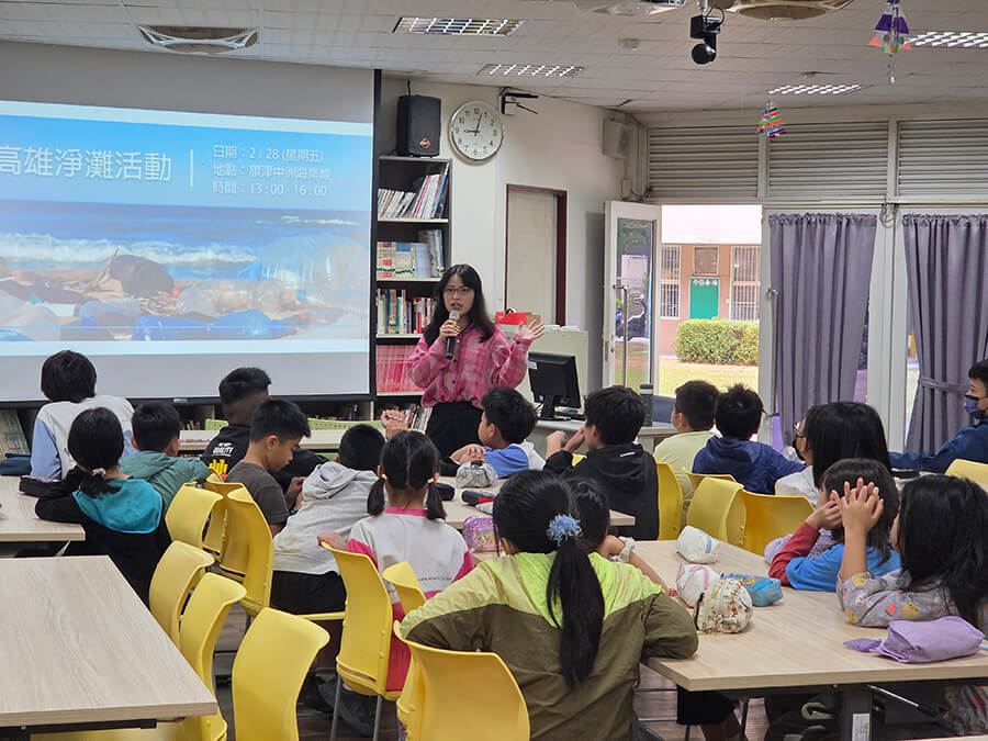 永續種子萌芽！獅甲國小學童攜手創作海廢藝術《星夜》