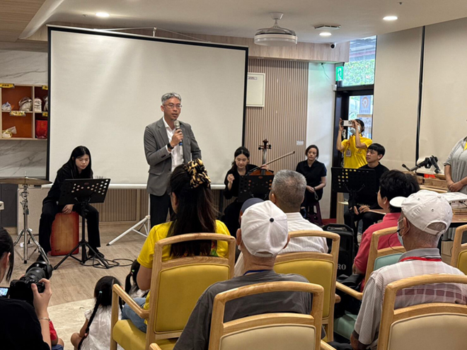 旋律一響，時光倒流，以音樂療育在地長者